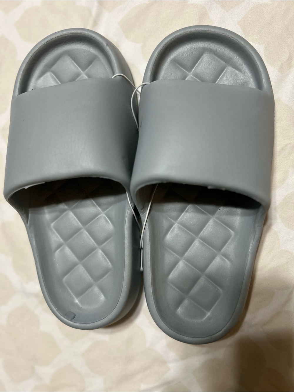 Kids Gray Slide Sandals - Comfortable Everyday Slip-Ons 9/9.5
